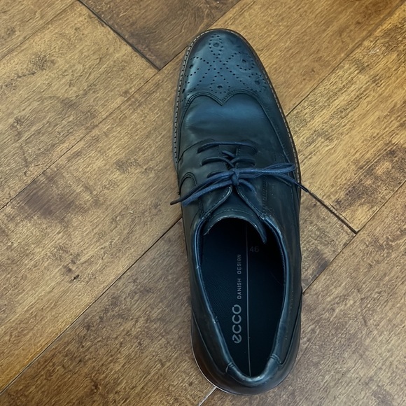 Ecco Biarritz Brogue Derby Shoes - Picture 8 of 14